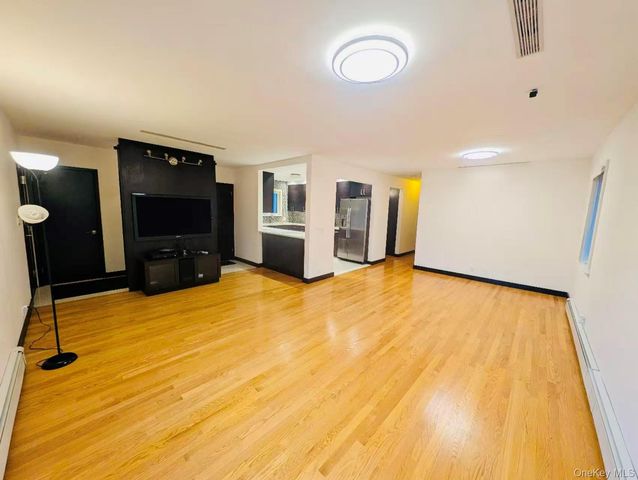 6408 213th Street, Oakland Gardens, NY 11364