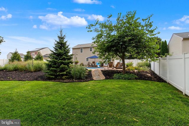 25 ADAM ST, York, PA 17404