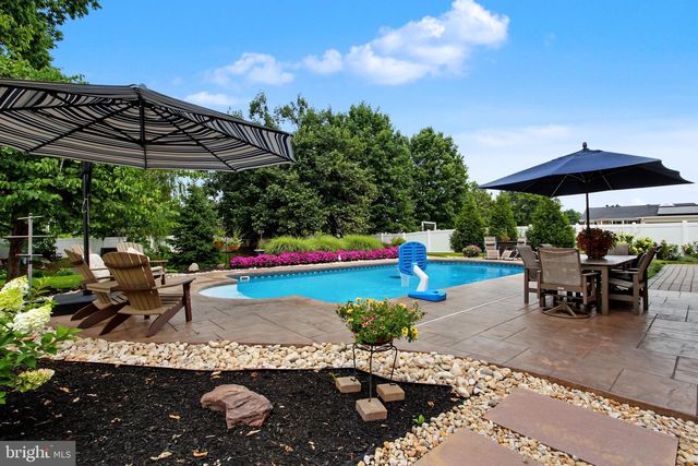 25 ADAM ST, York, PA 17404