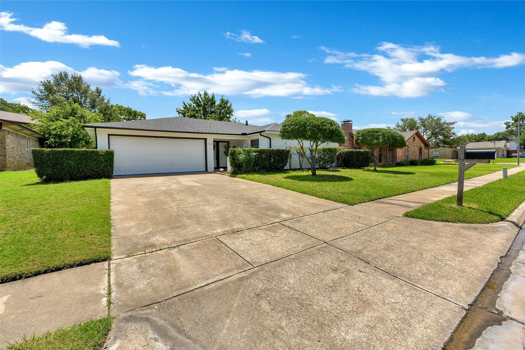 3120 Spring Grove Drive, Bedford, TX 76021