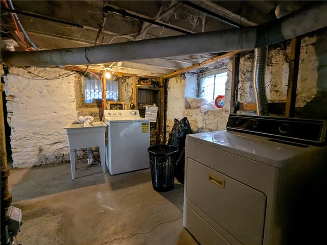 197 Brooks Avenue, Rochester, NY 14619