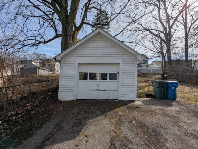 197 Brooks Avenue, Rochester, NY 14619