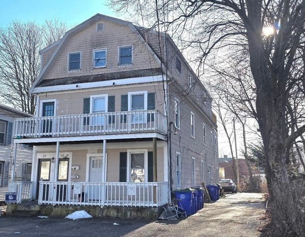 18 Linden St 18, Rockland, MA 02370