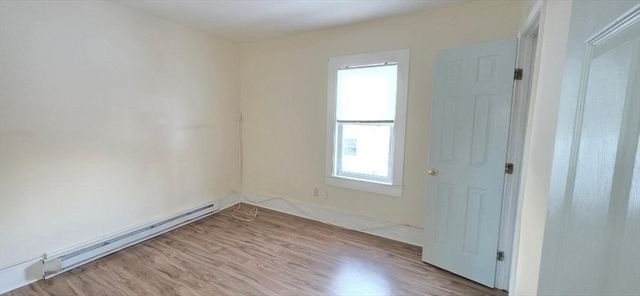 18 Linden St 18, Rockland, MA 02370