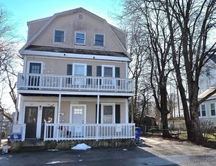 18 Linden St 18, Rockland, MA 02370