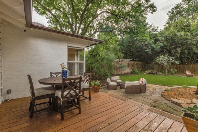 9938 Losa Drive, Dallas, TX 75218