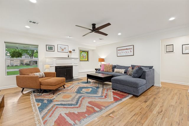 9938 Losa Drive, Dallas, TX 75218
