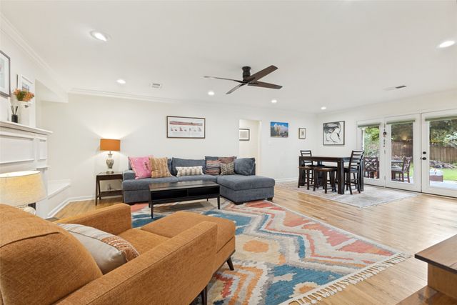 9938 Losa Drive, Dallas, TX 75218