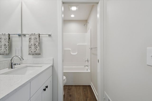 6602 E E Avenue, Richland Twp, MI 49083