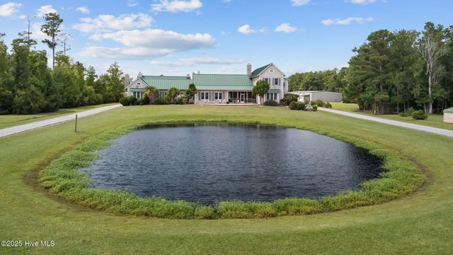 811 Highway 70, Davis, NC 28524