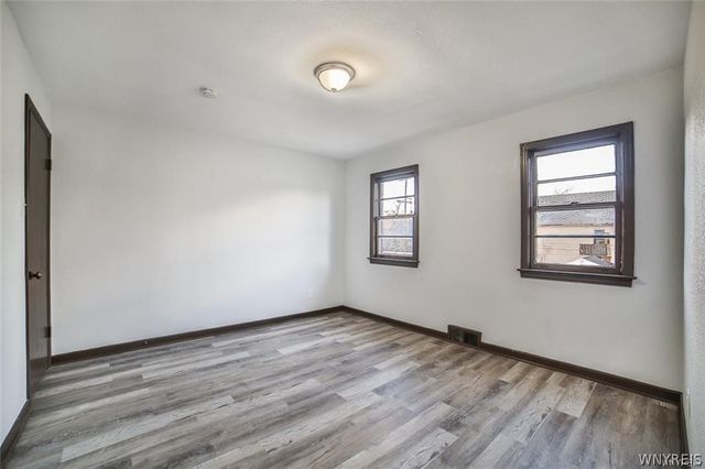 417 24th Street, Niagara Falls, NY 14303