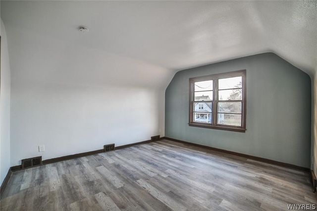 417 24th Street, Niagara Falls, NY 14303