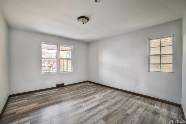 417 24th Street, Niagara Falls, NY 14303