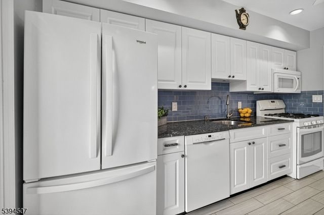 3733 Bloomingdale Dr, Hillsborough Twp., NJ 08844