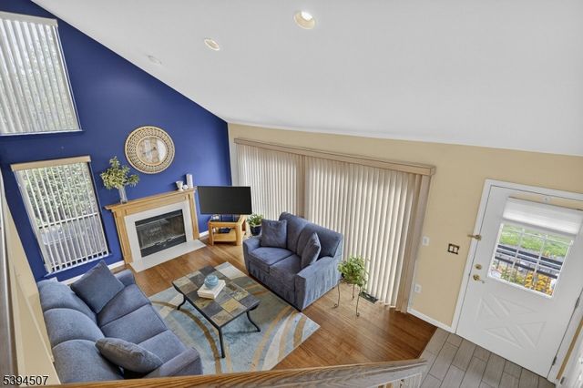 3733 Bloomingdale Dr, Hillsborough Twp., NJ 08844