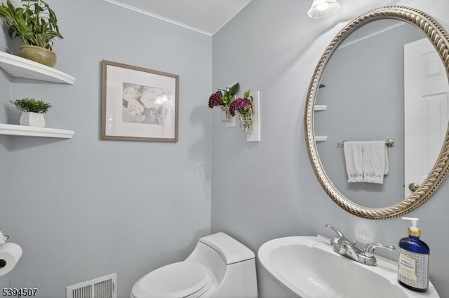 3733 Bloomingdale Dr, Hillsborough Twp., NJ 08844