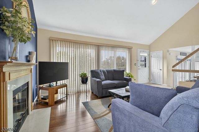 3733 Bloomingdale Dr, Hillsborough Twp., NJ 08844