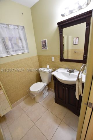 2971 Crosley Dr W F, West Palm Beach, FL 33415