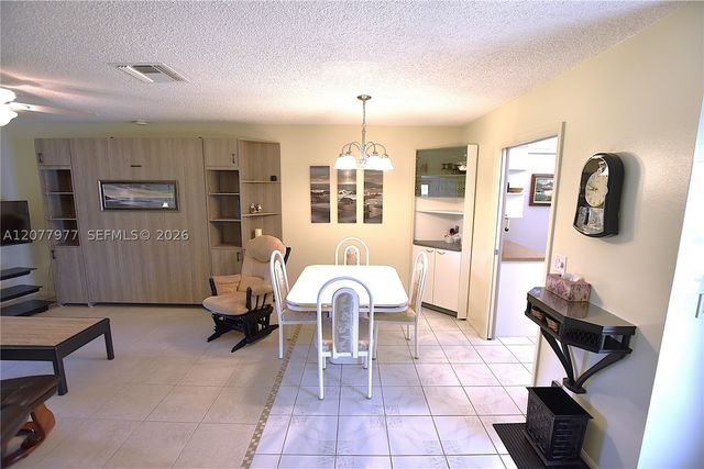 2971 Crosley Dr W F, West Palm Beach, FL 33415