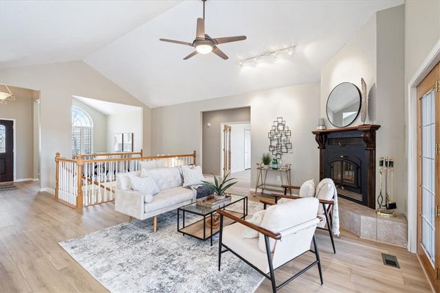 20781 Low Gap Lane, Rogers, AR 72756