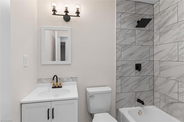 3909 Kipling Drive, Greensboro, NC 27407