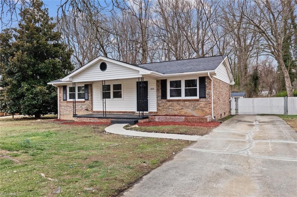 3909 Kipling Drive, Greensboro, NC 27407