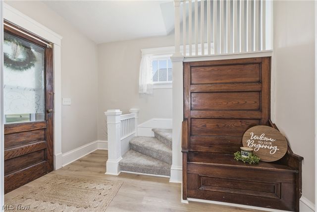 284 E Park Avenue, Barberton, OH 44203