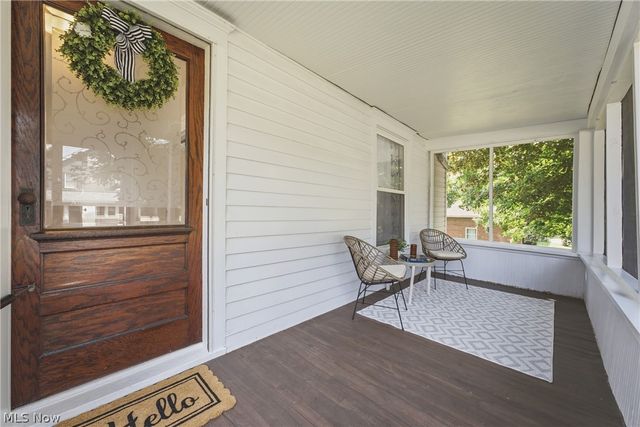 284 E Park Avenue, Barberton, OH 44203