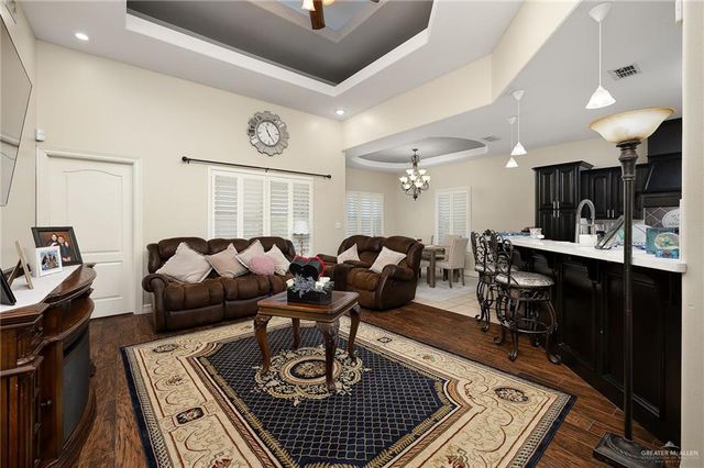 1406 La Ciniega Drive, Weslaco, TX 78596