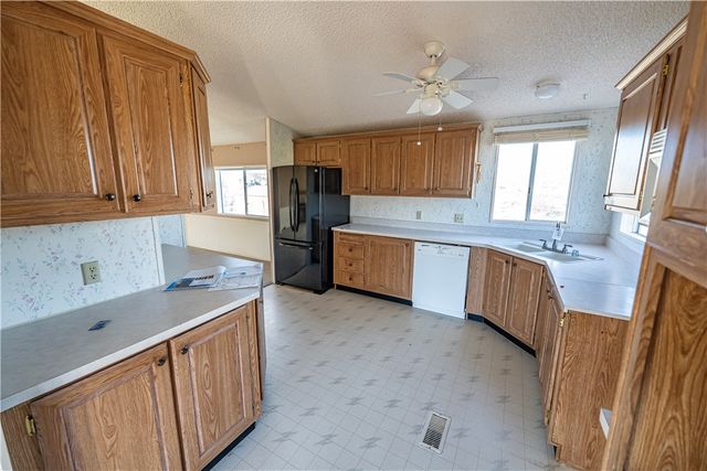 170 W King Tut Drive, Meadview, AZ 86444