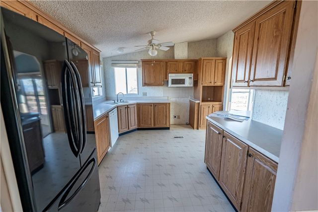 170 W King Tut Drive, Meadview, AZ 86444