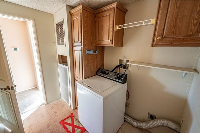 170 W King Tut Drive, Meadview, AZ 86444