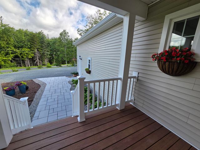 446 Edgemont Road, Sunapee, NH 03782