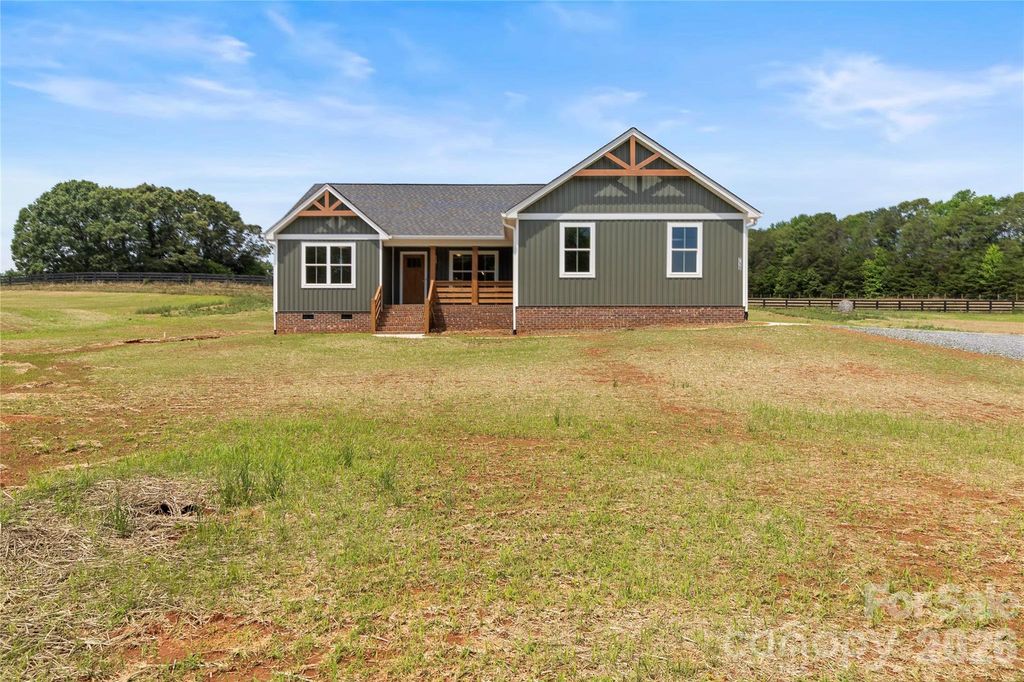 713 Alf Hoover Road, Lincolnton, NC 28092