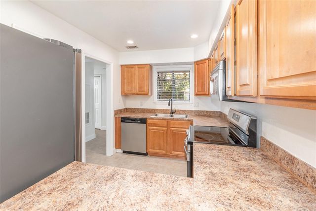 940 DOUGLAS AVENUE 175, Altamonte Springs, FL 32714