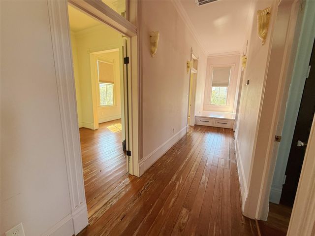 3128 Avenue L, Galveston, TX 77550