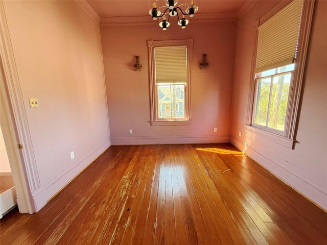 3128 Avenue L, Galveston, TX 77550