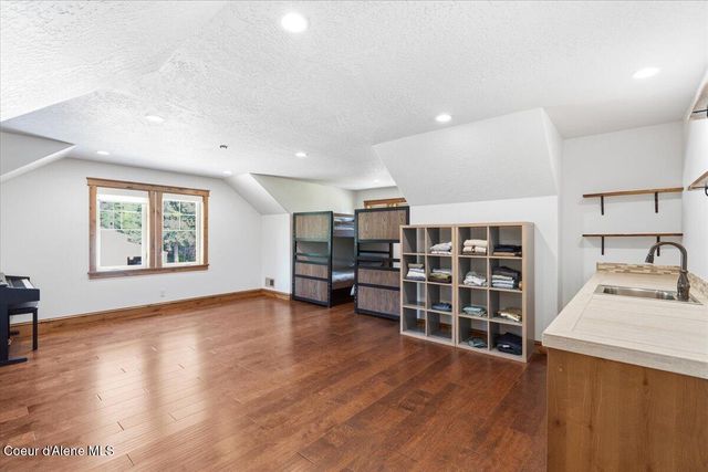 32421 N Riffle RD, Spirit Lake, ID 83869