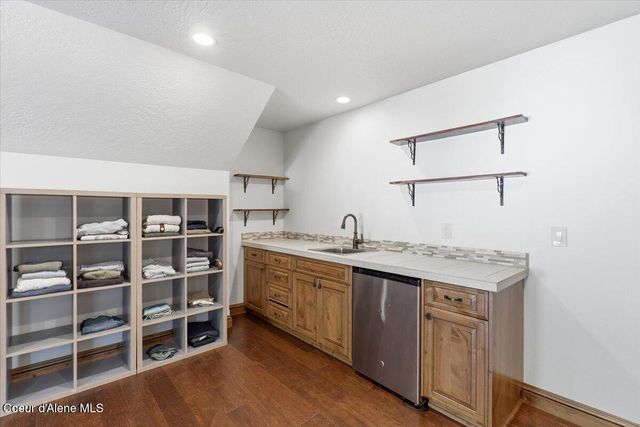 32421 N Riffle RD, Spirit Lake, ID 83869