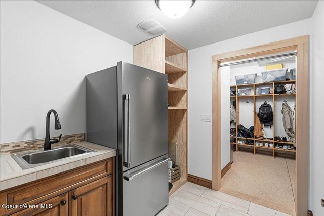 32421 N Riffle RD, Spirit Lake, ID 83869
