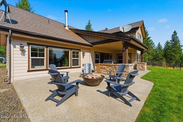 32421 N Riffle RD, Spirit Lake, ID 83869