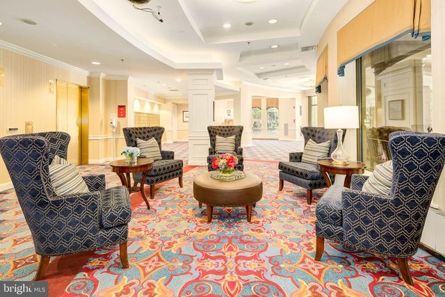 900 N TAYLOR ST #2006, Arlington, VA 22203