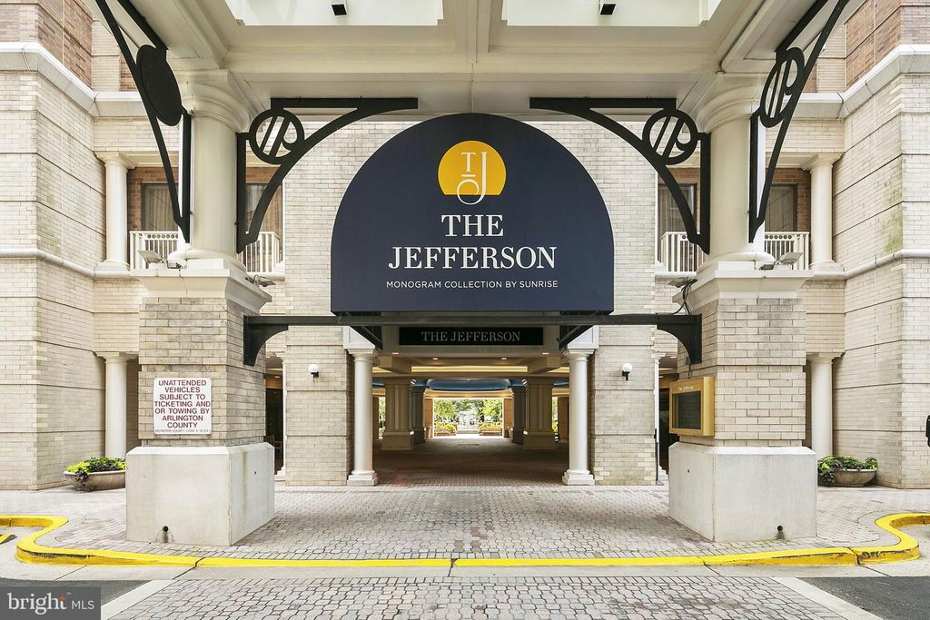 900 N TAYLOR ST #2006, Arlington, VA 22203