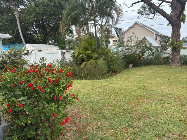 512 TENNESSEE AVENUE, Crystal Beach, FL 34681