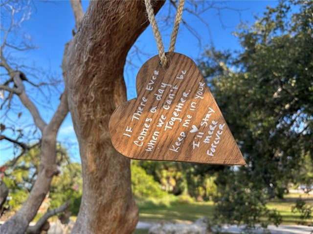 512 TENNESSEE AVENUE, Crystal Beach, FL 34681