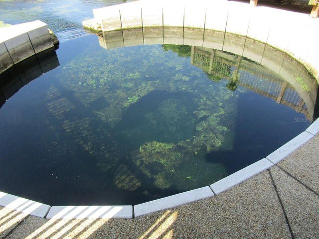 512 TENNESSEE AVENUE, Crystal Beach, FL 34681