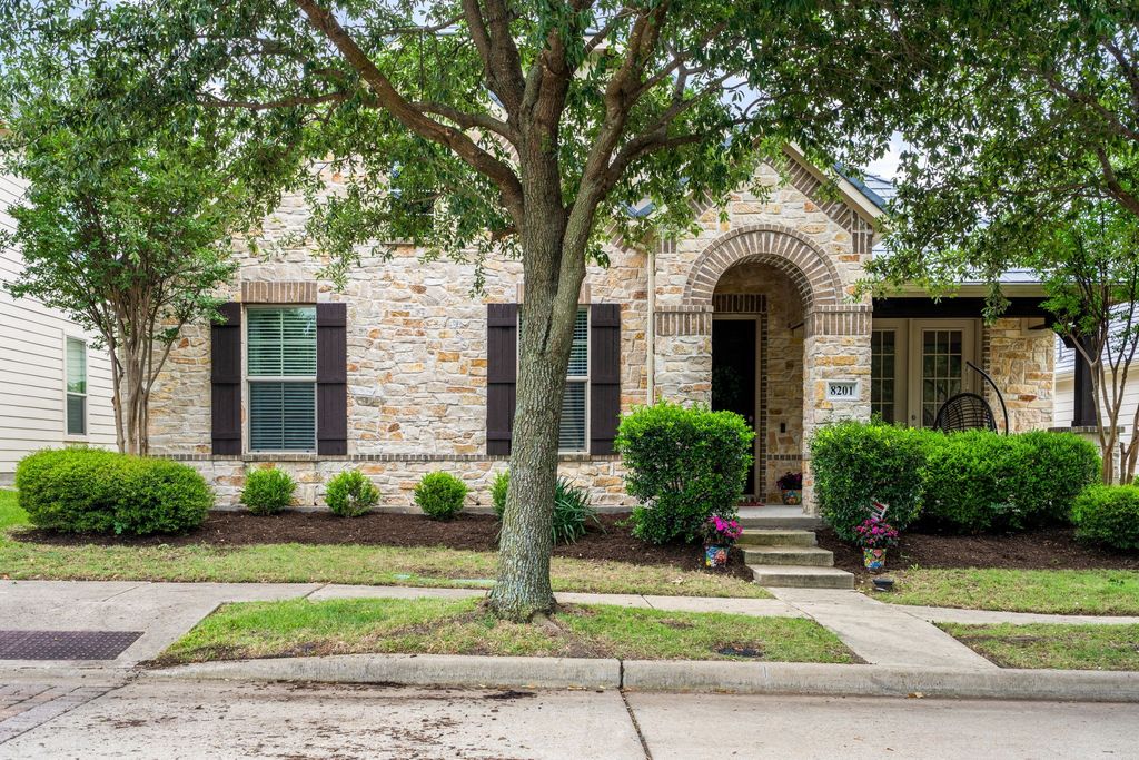 8201 Chief Spotted Tail Drive, Mckinney, TX 75070