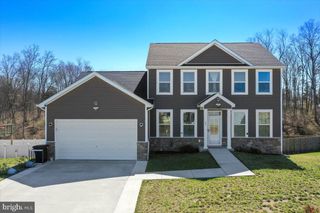 84 SANIBEL WAY, Martinsburg, WV 25405