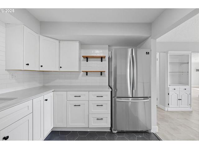 2917 E 14TH Ct, Vancouver, WA 98661