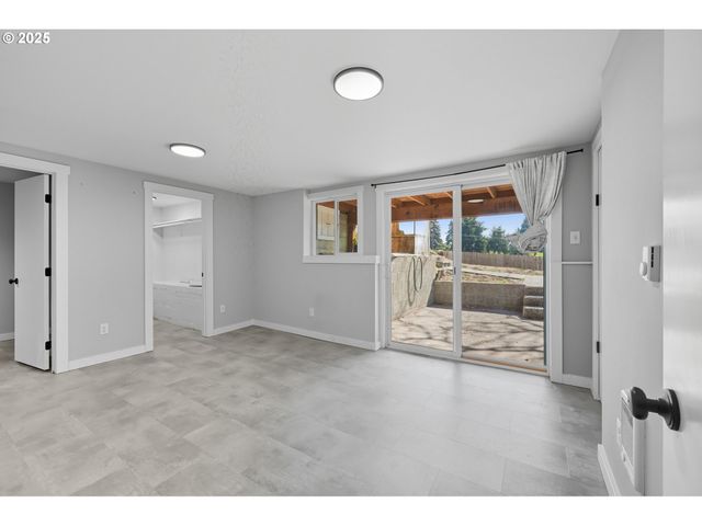 2917 E 14TH Ct, Vancouver, WA 98661